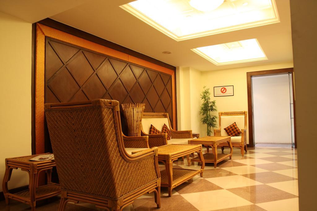 The Residency Karur Hotel Exterior foto