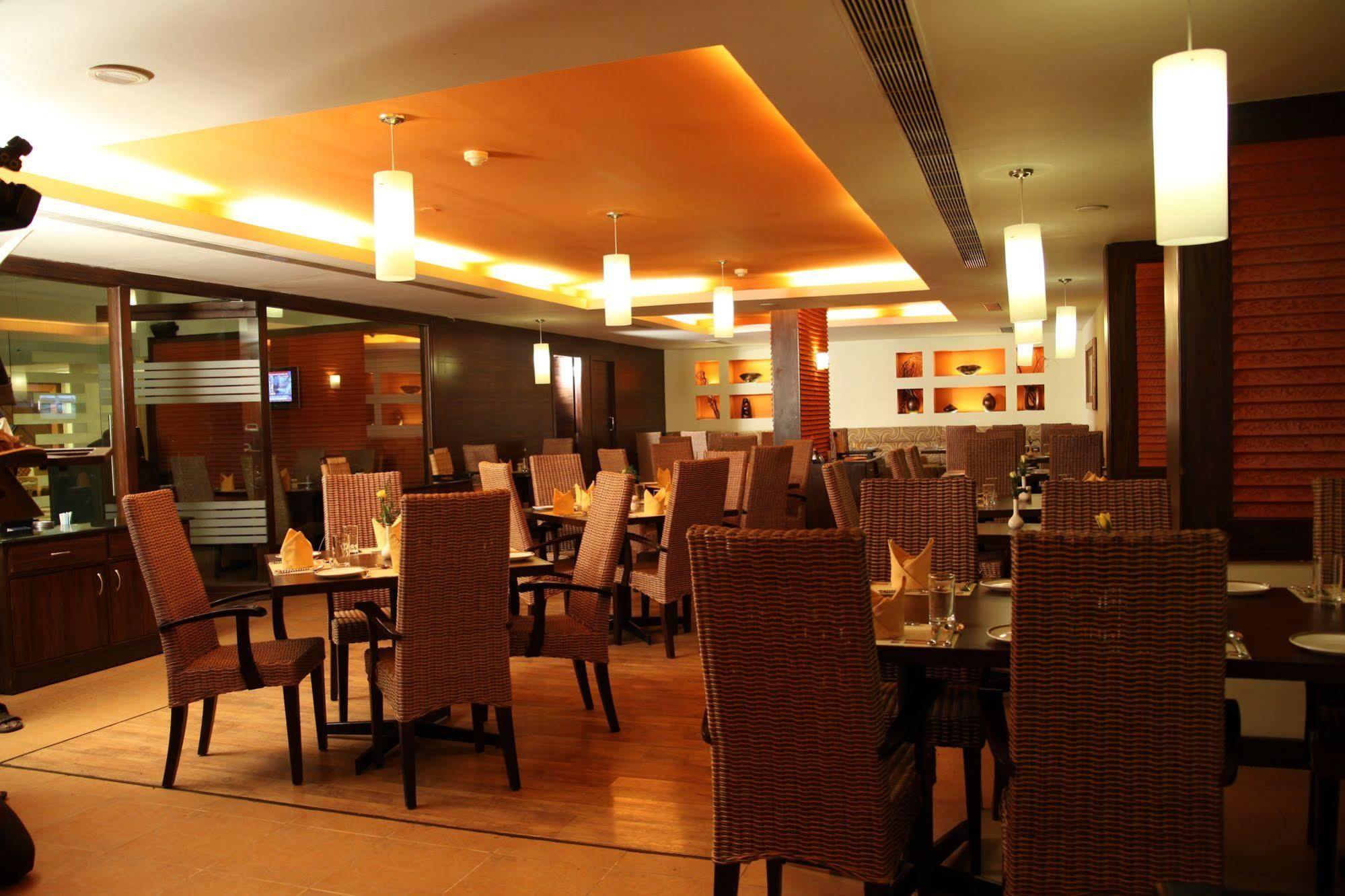 The Residency Karur Hotel Exterior foto